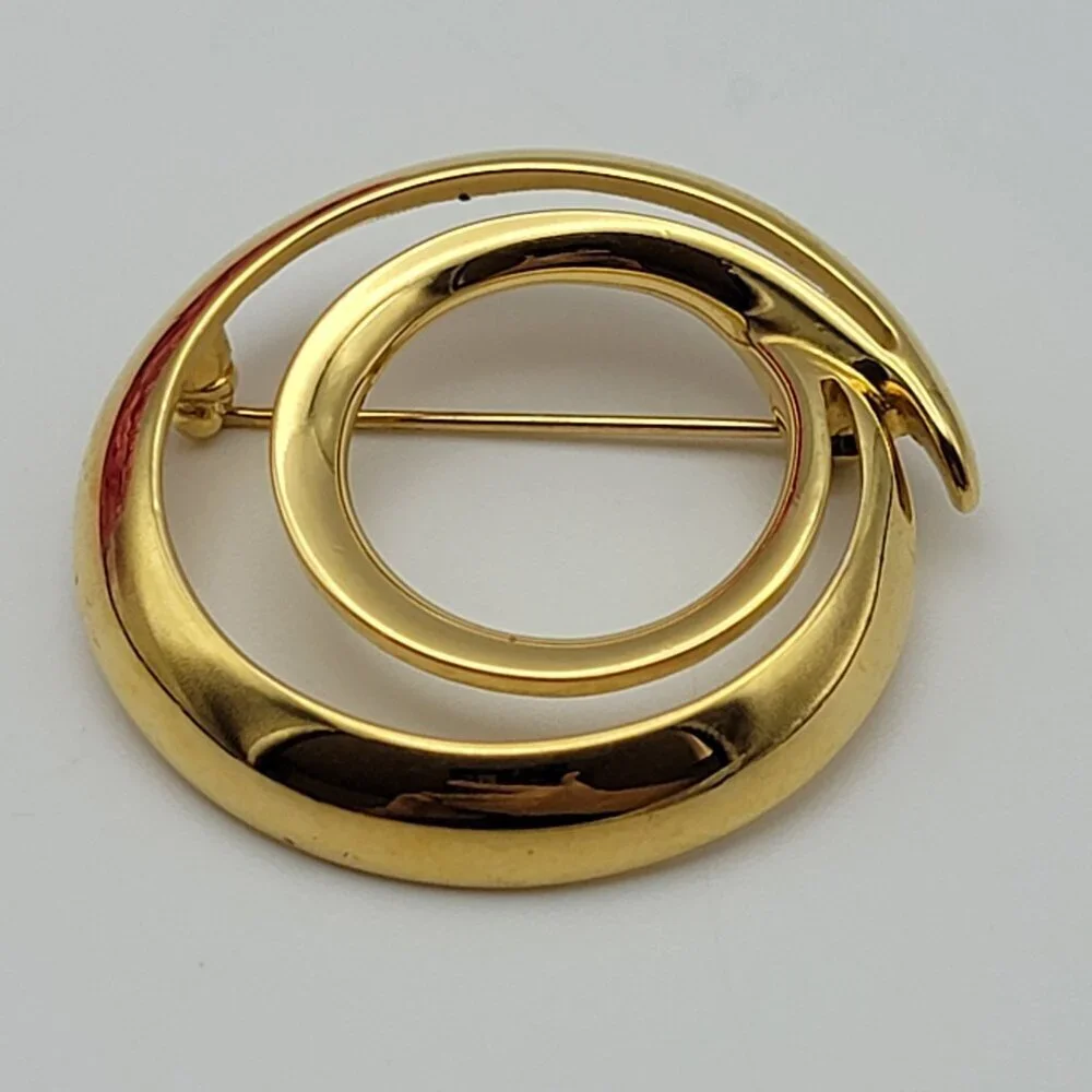 Vintage Signed MONET Gold Tone  Brooch Double Circle Open Work 39 mm Modernist